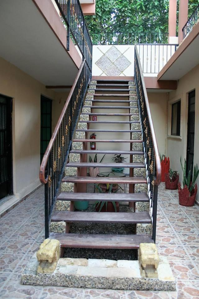 Hotel Casa Pellegrin Mérida Kültér fotó
