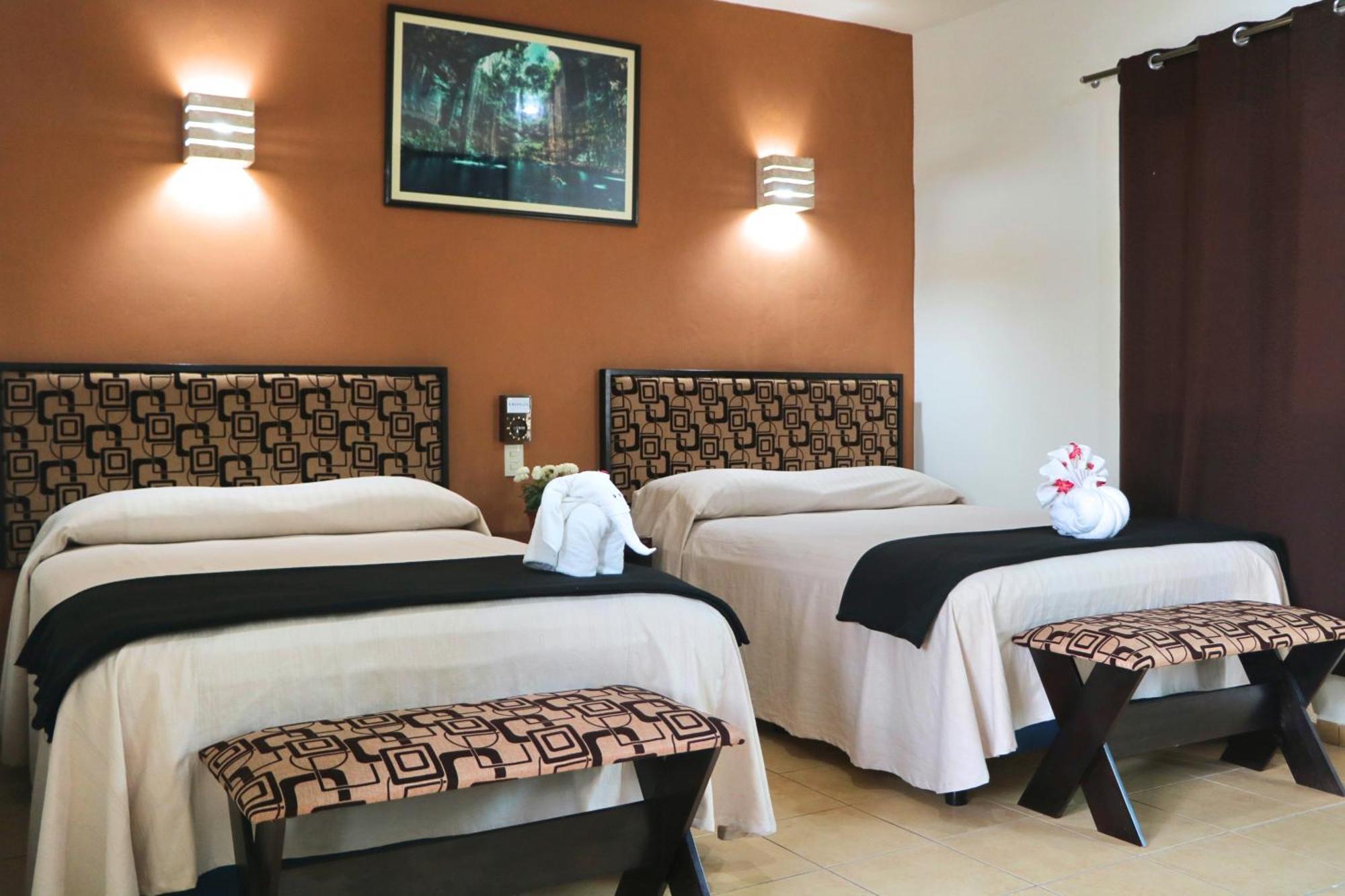 Hotel Casa Pellegrin Mérida Kültér fotó