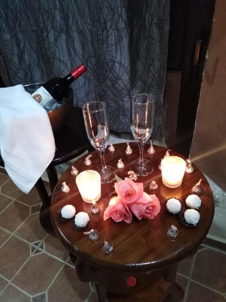 Hotel Casa Pellegrin Mérida Kültér fotó