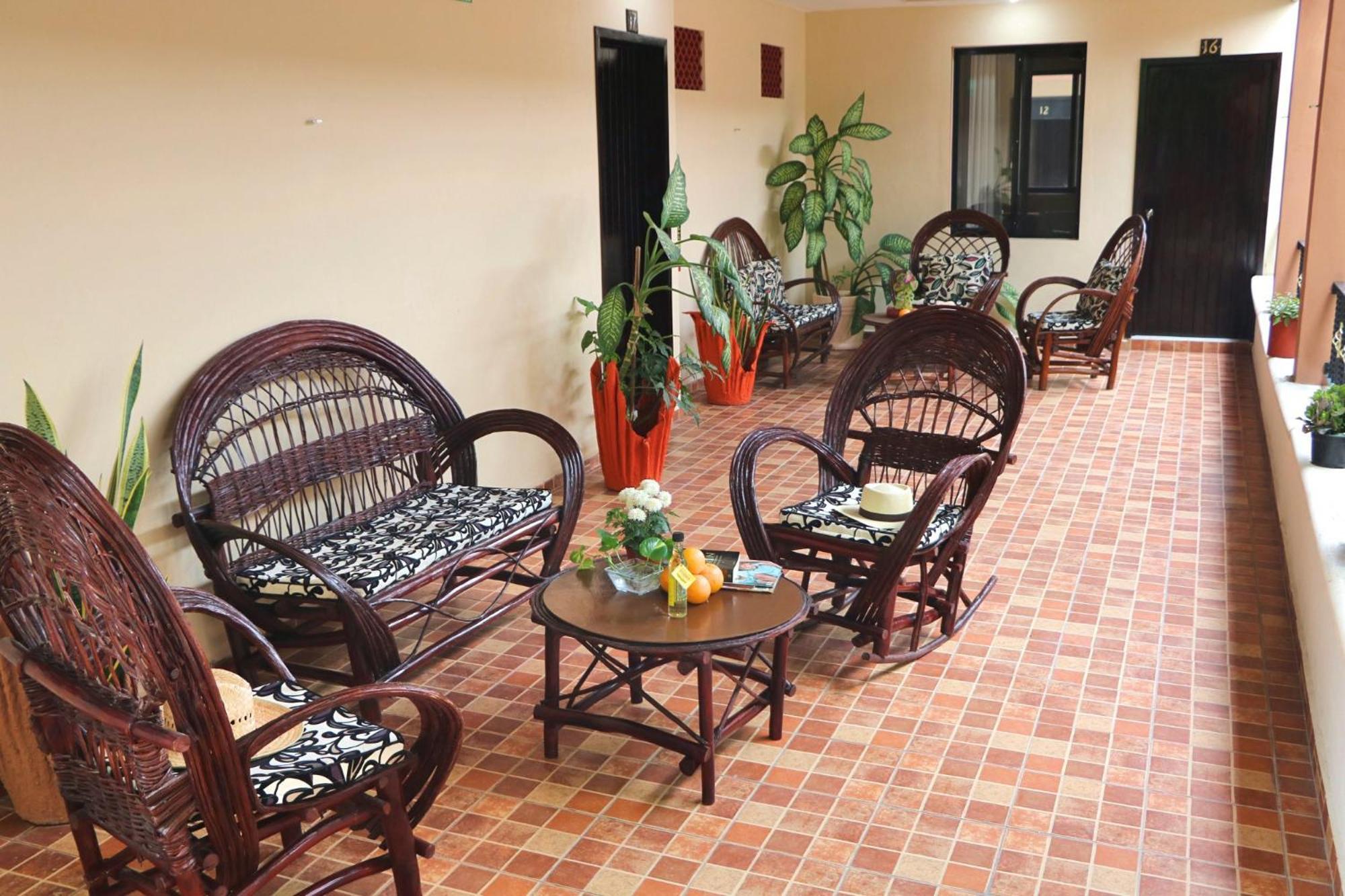Hotel Casa Pellegrin Mérida Kültér fotó