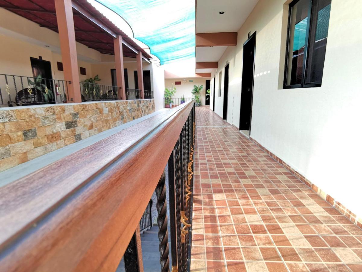 Hotel Casa Pellegrin Mérida Kültér fotó