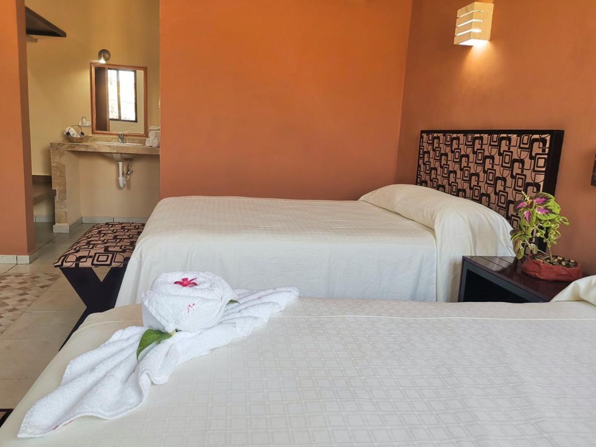Hotel Casa Pellegrin Mérida Kültér fotó