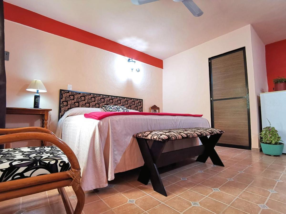 Hotel Casa Pellegrin Mérida Kültér fotó